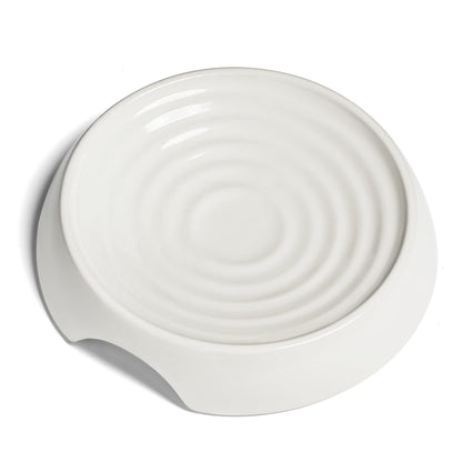 CatGuru Cat Bowls, Whisker Friendly Food Bowl for Indoor Cats, Reliefs Whisker Fatigue, Wide Kitten Dish, Non Slip Pet Dishes, Shallow Pet Plates (Marshmallow, (Pack of 2))