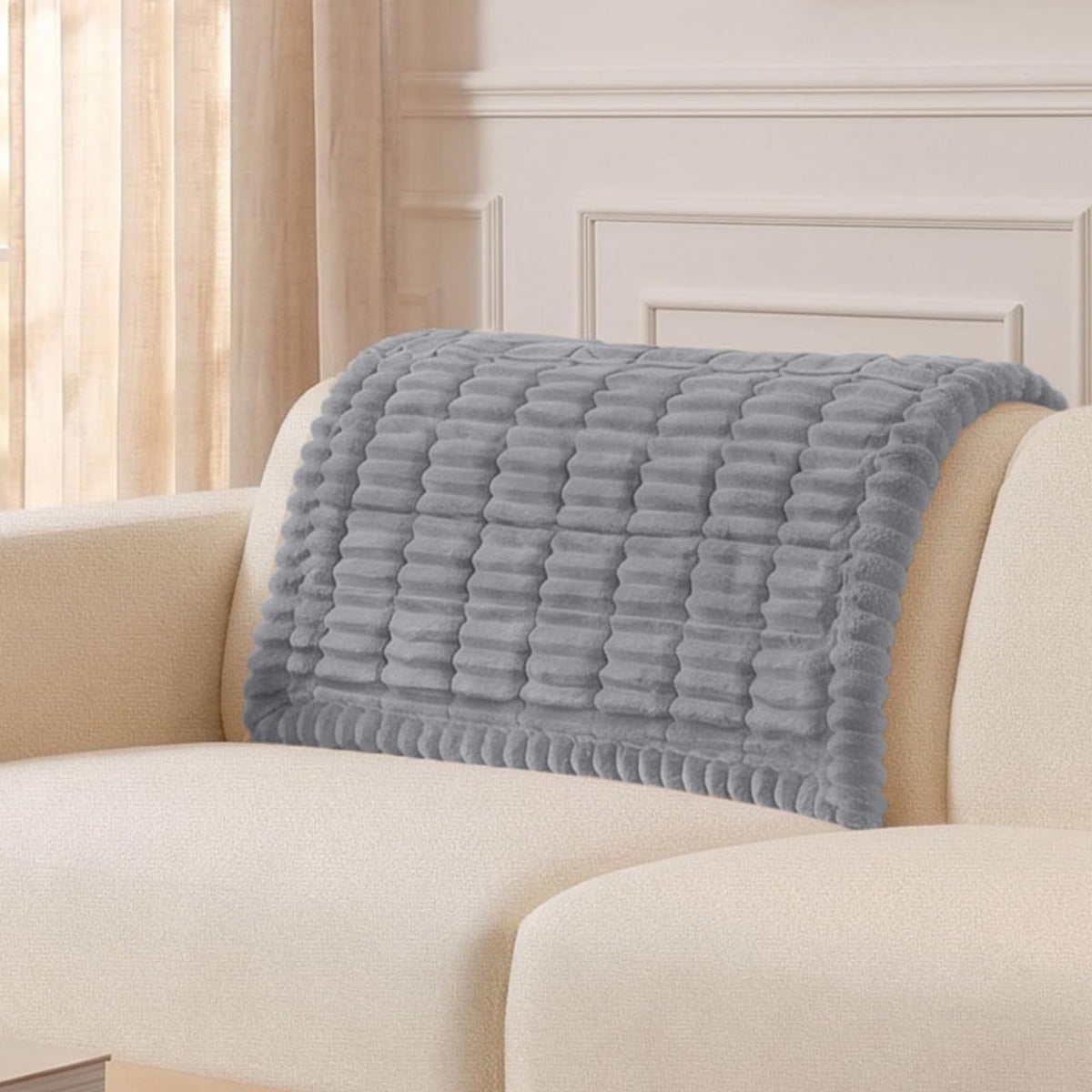 Smiry Couch Cover for Dogs, Non Slip Washable Sofa Protector for Pets
