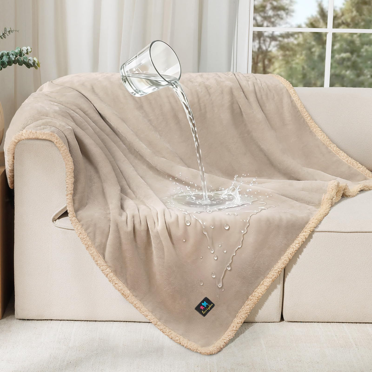Luciphia Waterproof Blanket for Large Dog, Reversible Sherpa Bed Cover