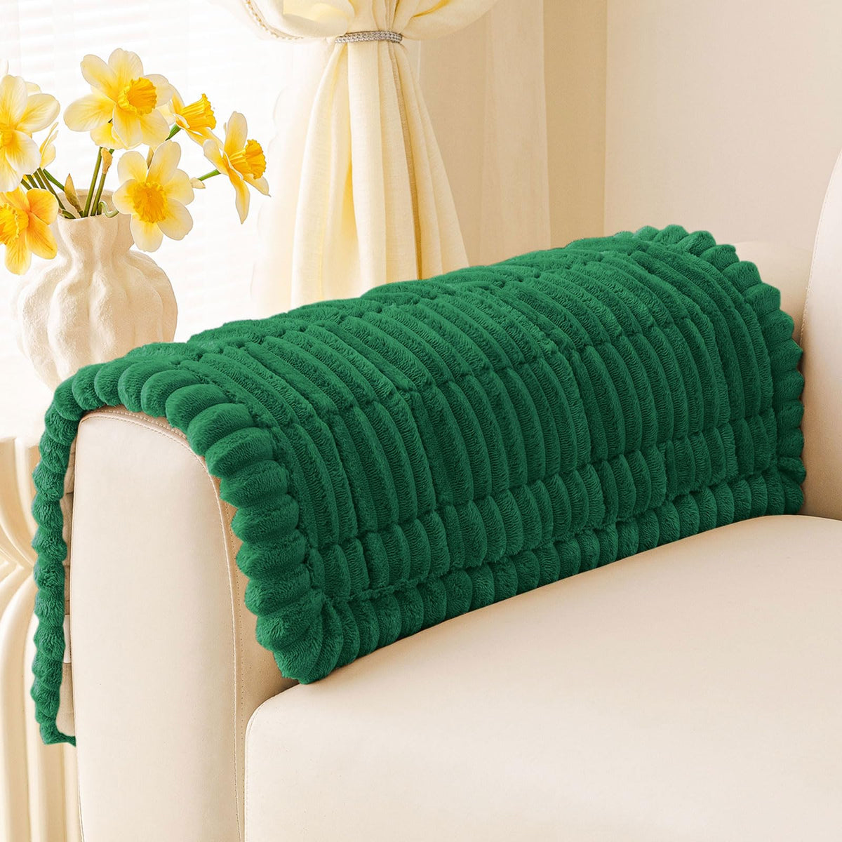 Smiry Couch Cover for Dogs, Non Slip Washable Sofa Protector for Pets