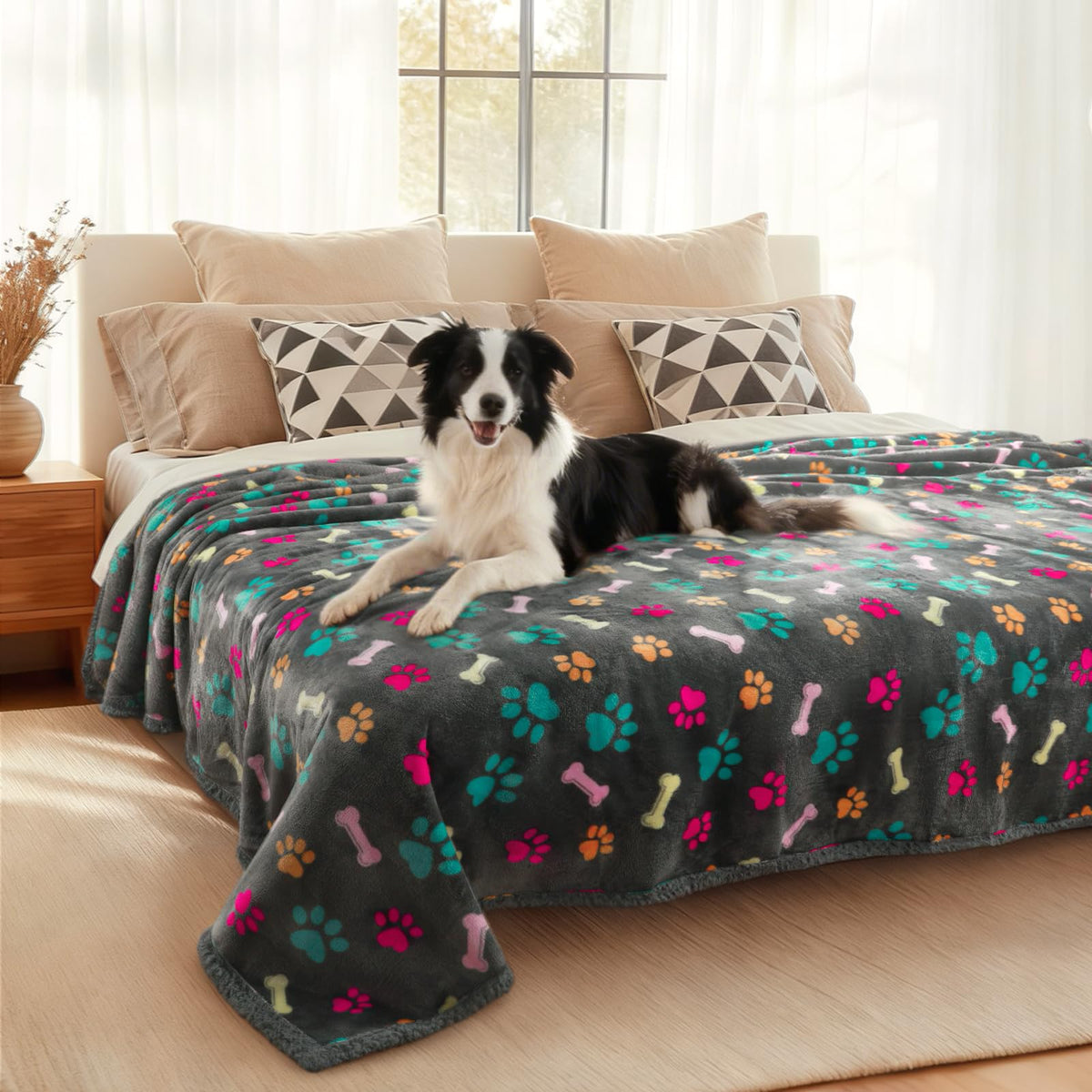 Luciphia Waterproof Dog Blanket Reversible Sherpa Fleece for Small Dogs Cat