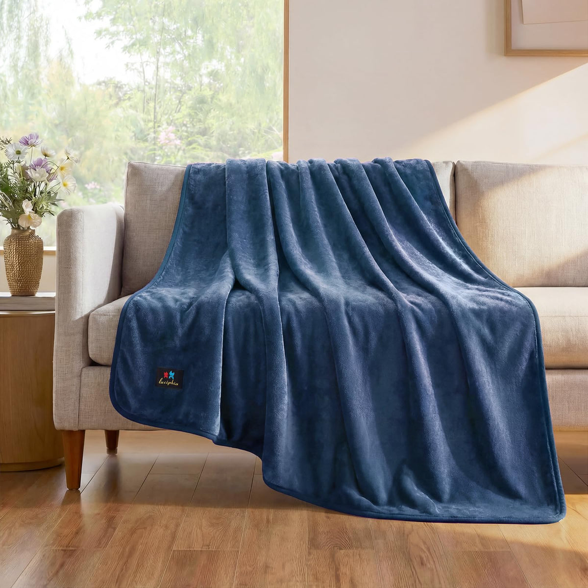 Luciphia Waterproof Bed Blanket Washable,Soft Sherpa Fleece Puppy Reversible Throw Blankets for Small Dog Cat, Furniture Cover Protector Couch Bed from Liquid Pee and Pet Fur, Black, 40" x 28"