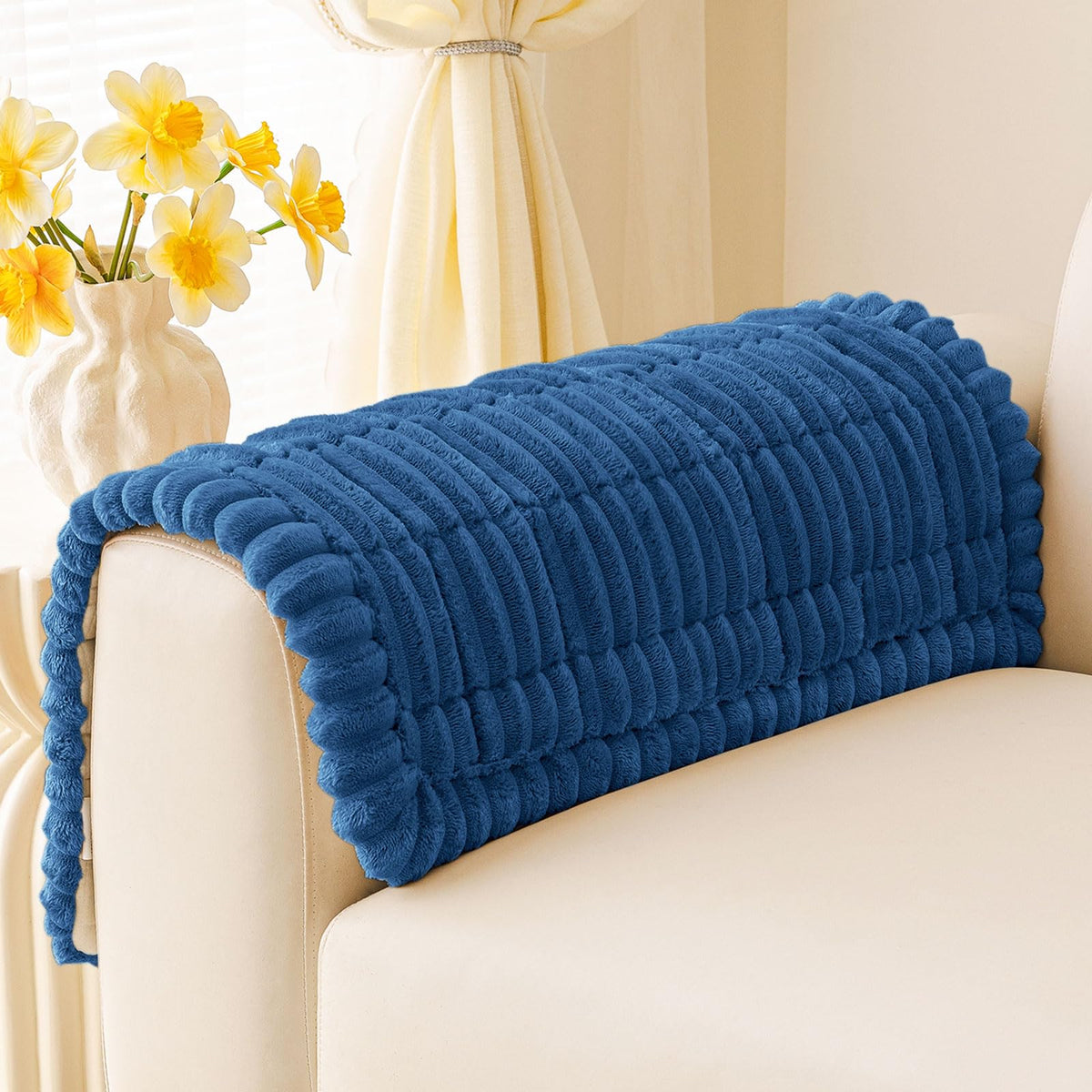 Smiry Couch Cover for Dogs, Non Slip Washable Sofa Protector for Pets