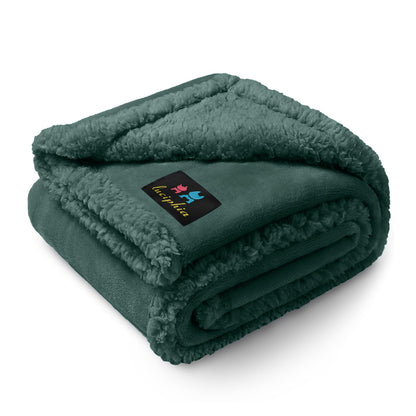 Luciphia Waterproof Blanket for Large Dog, Reversible Sherpa Bed Cover