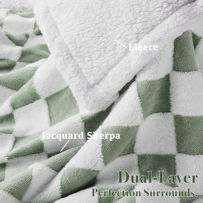 Ohocut Checkered Dog Blanket, Sage Green Jacquard Sherpa Blankets for Small Dog and Cats, Cute Aesthetic Style Fluffy Fleece Pets Blanket for Couch Protection Washable, 25"x35"