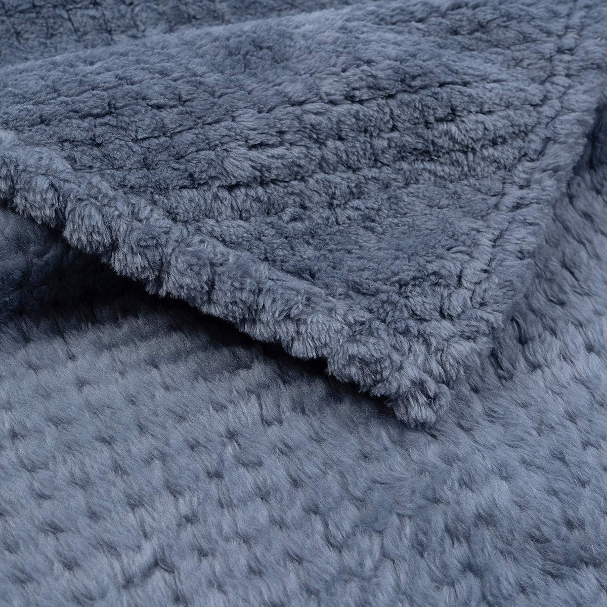 Warm Soft Fuzzy Dog or Cat Blanket, Plush Fleece Throws for Puppy, Kitten, Medium, Large Dogs - Blue (M/32" x 40")