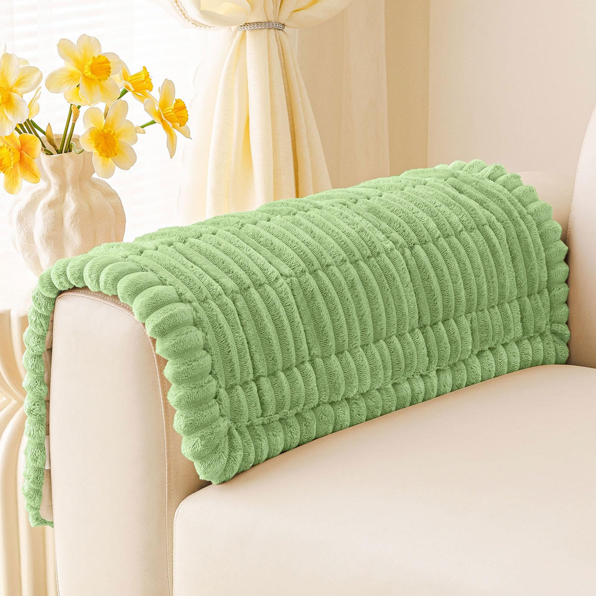 Smiry Couch Cover for Dogs, Non Slip Washable Sofa Protector for Pets