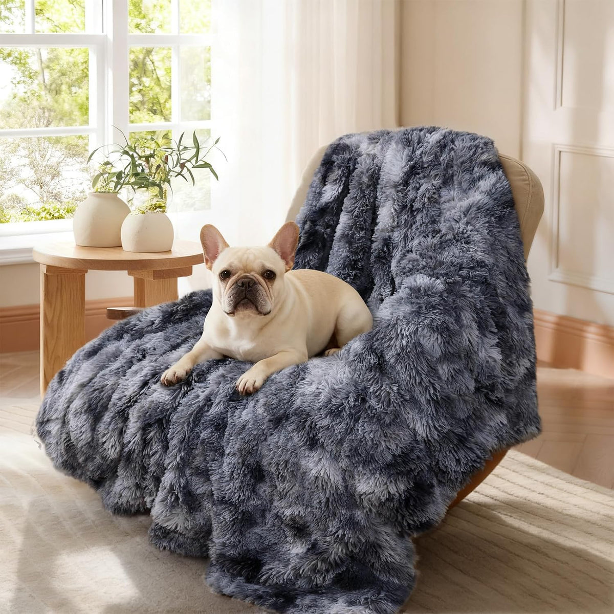 Luciphia Calming Waterproof Dog Blanket, Reversible Faux Fur Pet Blanket