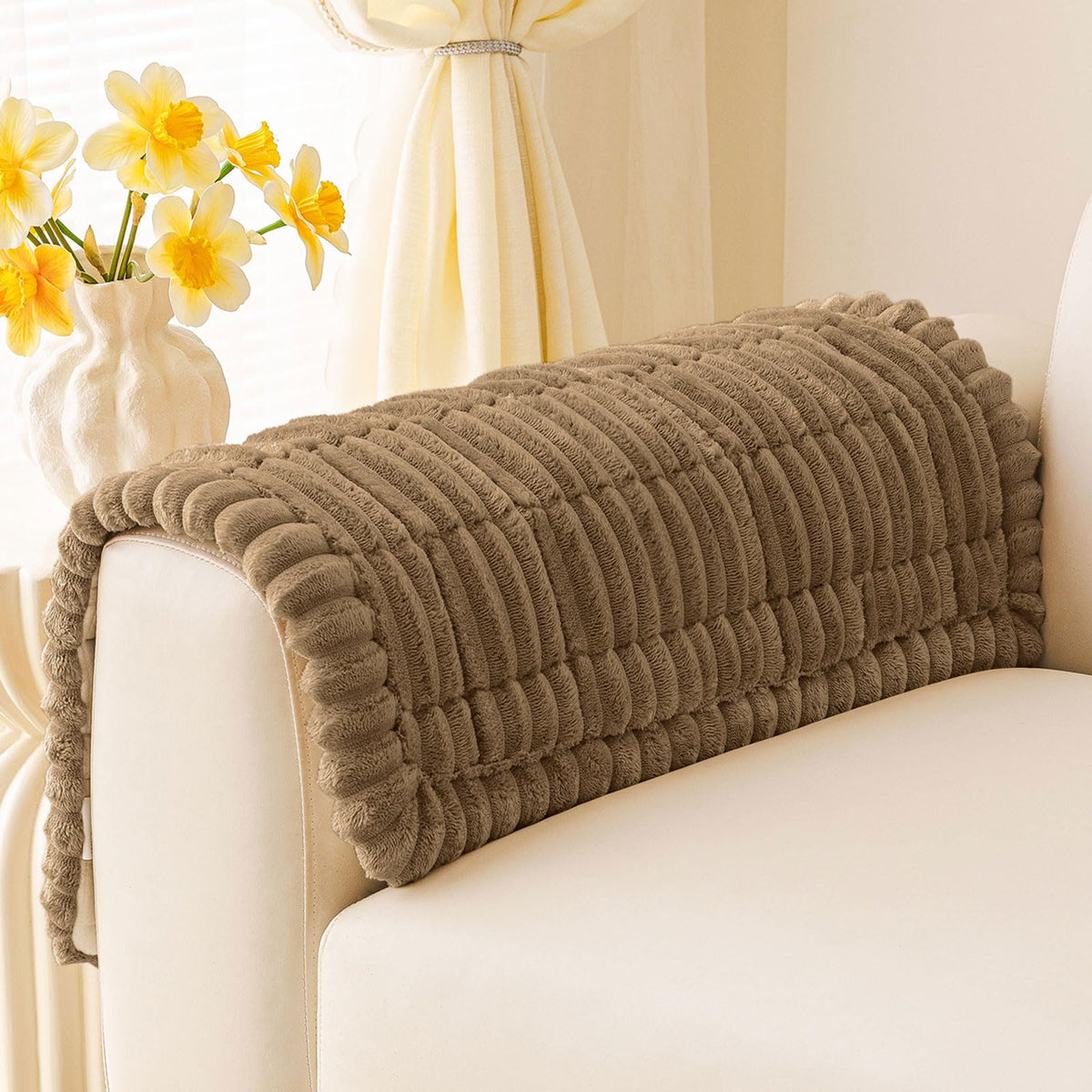 Smiry Couch Cover for Dogs, Non Slip Washable Sofa Protector for Pets