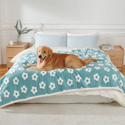 Luciphia Waterproof Dog Blanket for Small Dogs Cats Soft Reversible Fleece