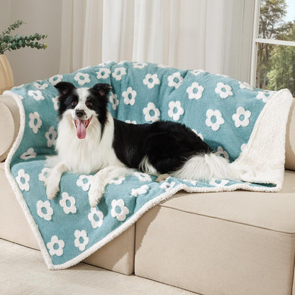 Luciphia Waterproof Dog Blanket for Small Dogs Cats Soft Reversible Fleece