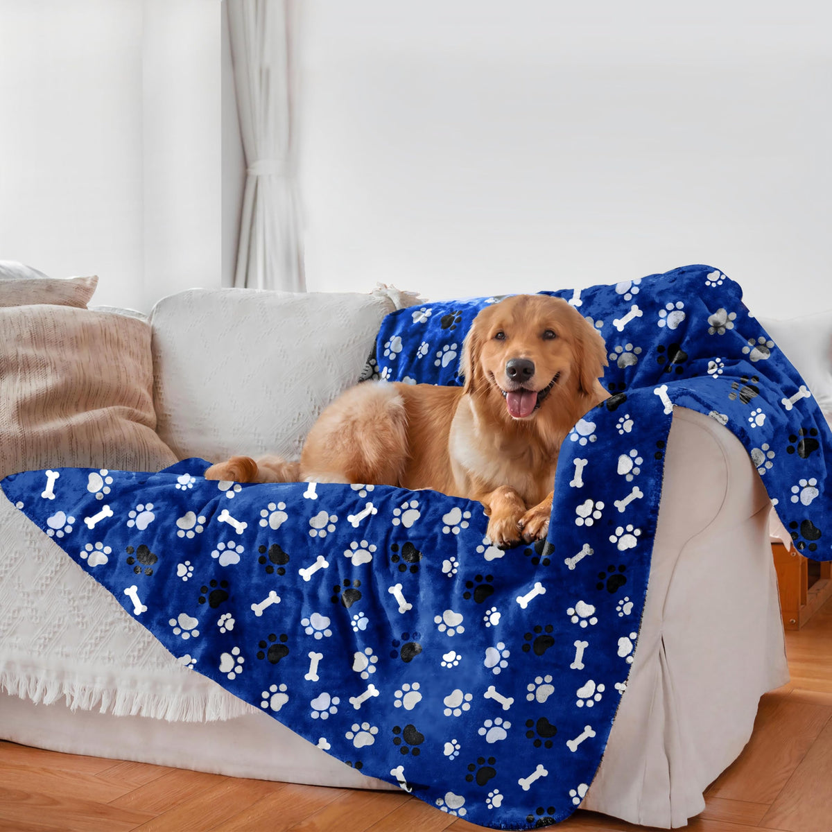 Waterproof Dog Blanket, Pattern Printing Super Soft Warm Fluffy Facecloth Sofa Car Bed Protector, Urine Proof Washable Outdoor Pet Blanket for Puppy Large Dogs & Cats(paw & Bone40*30)