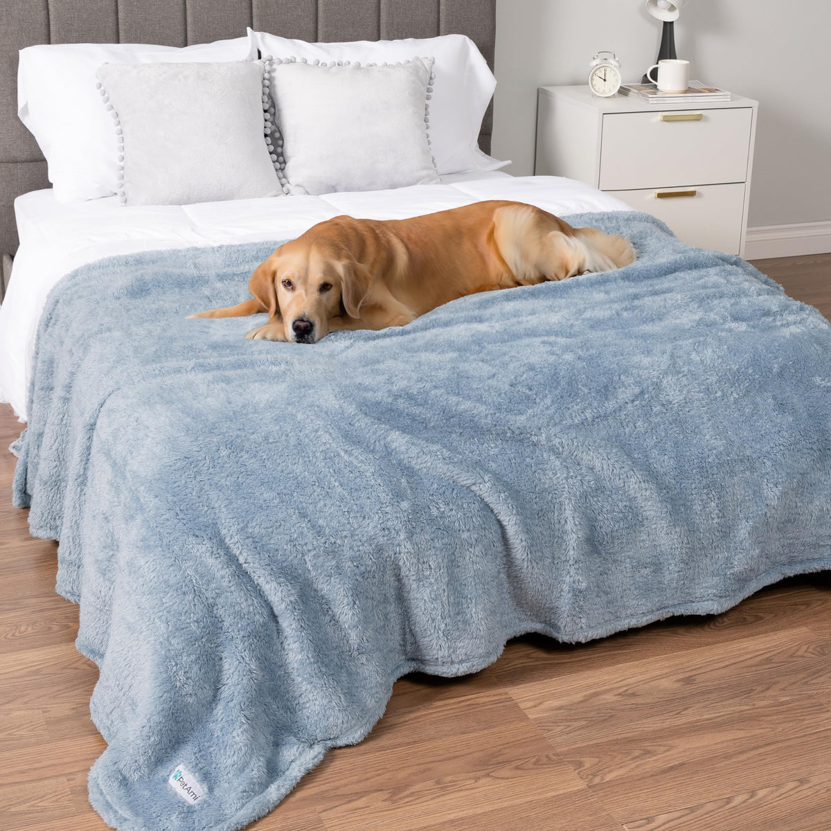 PetAmi Soft Plush Sherpa Dog Blanket for Pet Cat, Medium 29x40, Dusty Blue