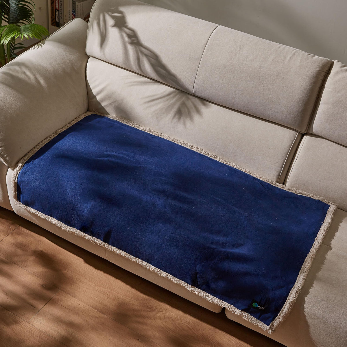 Kritter Planet Waterproof Reversible Pet Blanket for Small Dogs