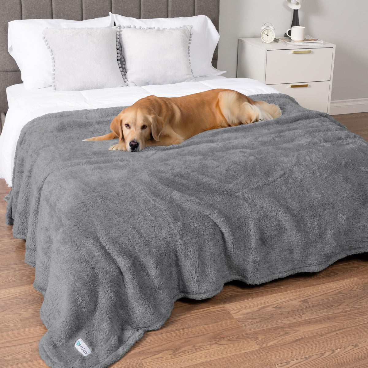 PetAmi Fluffy Sherpa Waterproof Dog Blanket for Small Pet Cat, 24x32 Pink