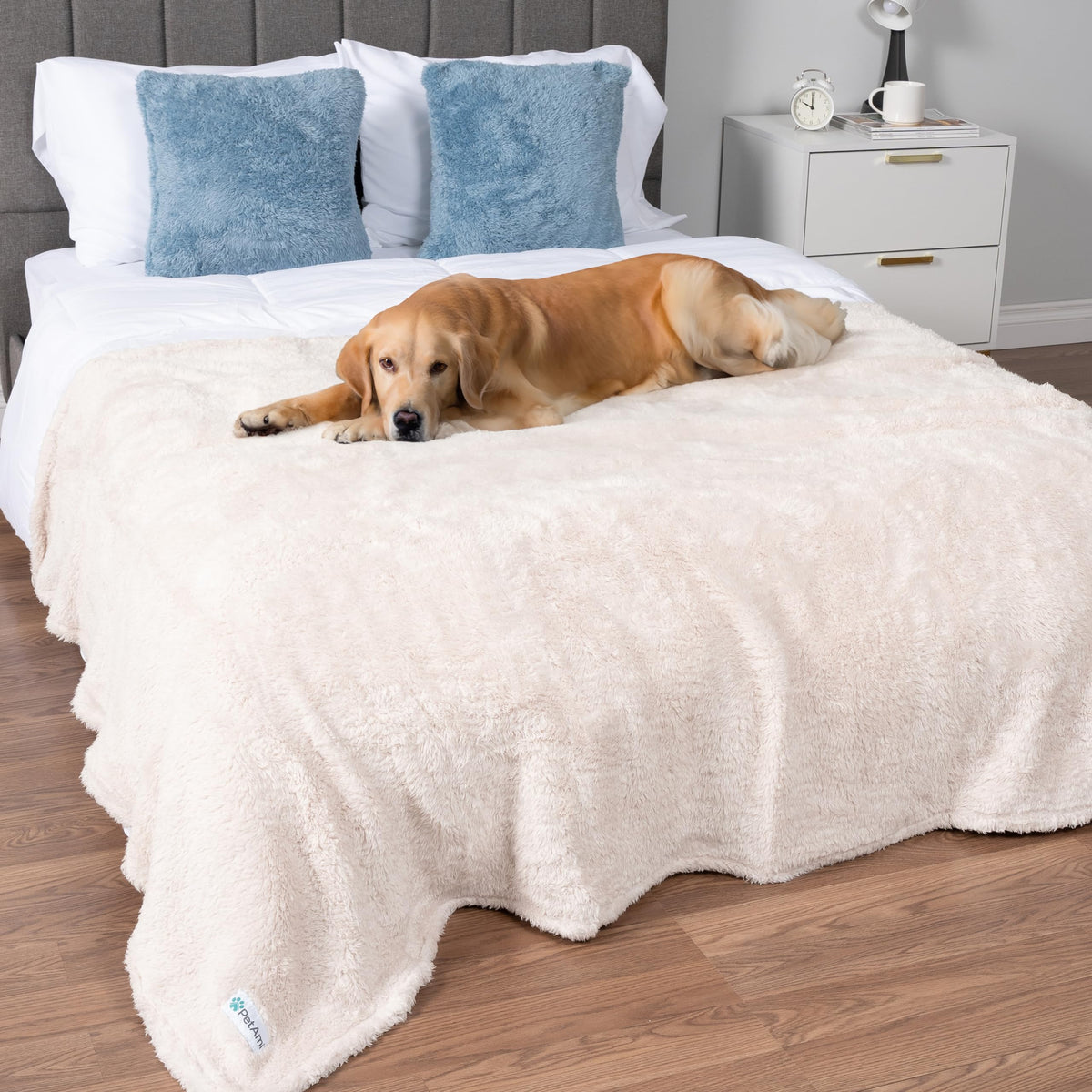 PetAmi Soft Plush Sherpa Dog Blanket for Pet Cat, Medium 29x40, Dusty Blue