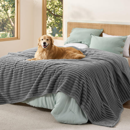 Bedsure ComfyFleece® Waterproof Dog Blankets for Large Dogs,50x60 Cream